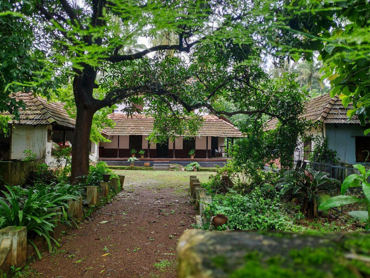 Meadows Villa Thrissur Buitenkant foto
