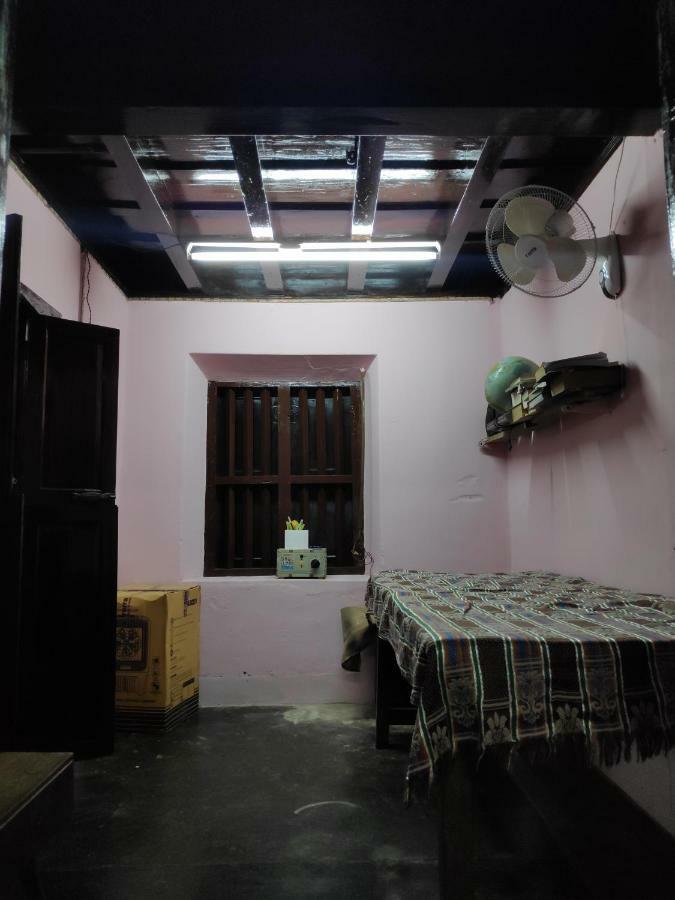Meadows Villa Thrissur Buitenkant foto
